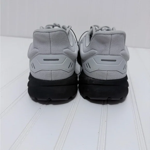 Brooks Men's Light Gray and Black Anthem 6 Running Shoes in Size 14 - Picture 4 of 10